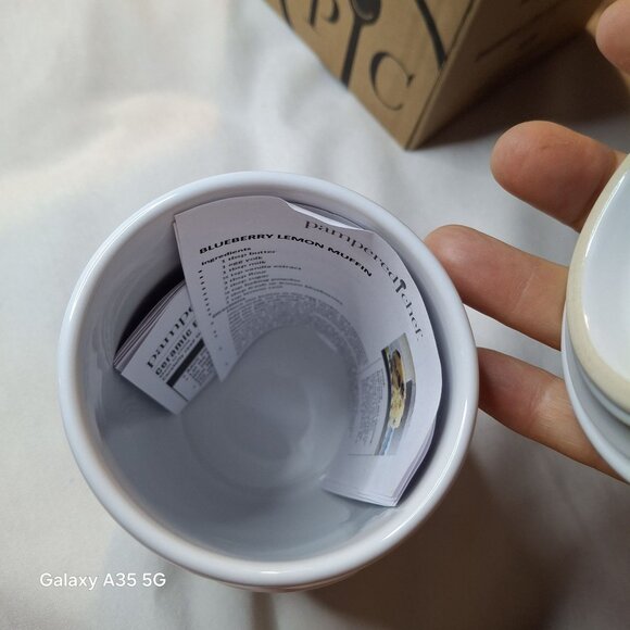 Pampered Chef Ceramic Microwave Egg Cooker #1529 White Gray Kitchen Gadget NWOT - Picture 5 of 8